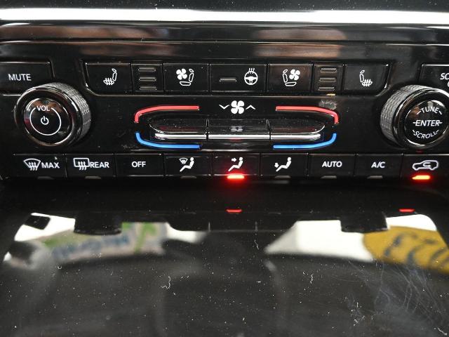 2023 Jeep Grand Cherokee 4xe Vehicle Photo in Cedar Rapids, IA 52402