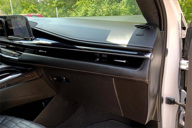 2023 Cadillac Escalade Vehicle Photo in KANSAS CITY, MO 64114-4545