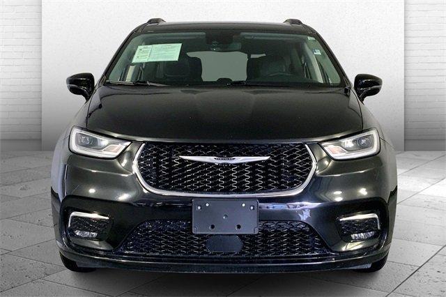 2022 Chrysler Pacifica Vehicle Photo in KANSAS CITY, MO 64114-4502