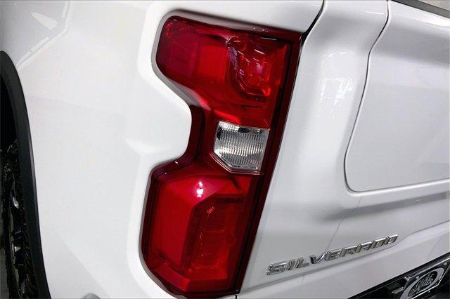 2025 Chevrolet Silverado 1500 Vehicle Photo in KANSAS CITY, MO 64114-4502