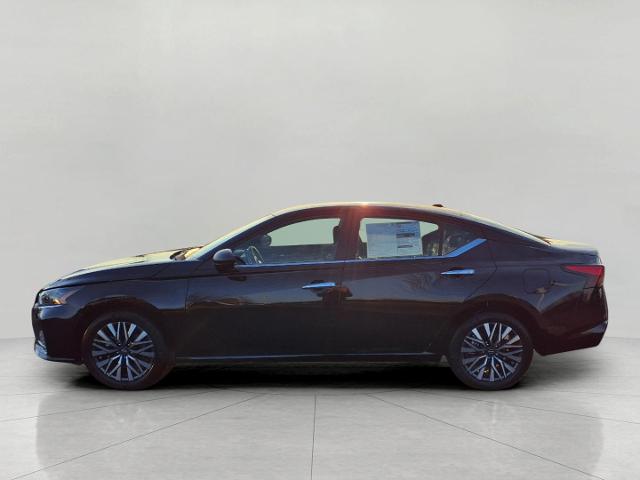 2025 Nissan Altima Vehicle Photo in Oshkosh, WI 54904