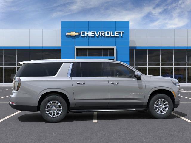 2025 Chevrolet Suburban Vehicle Photo in GREENACRES, FL 33463-3207