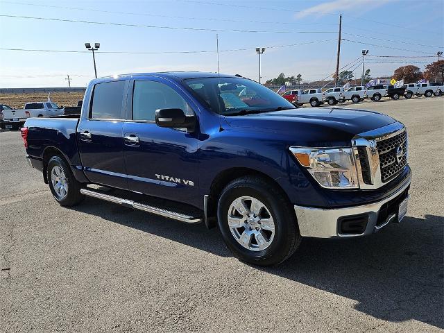 2018 Nissan Titan Vehicle Photo in EASTLAND, TX 76448-3020