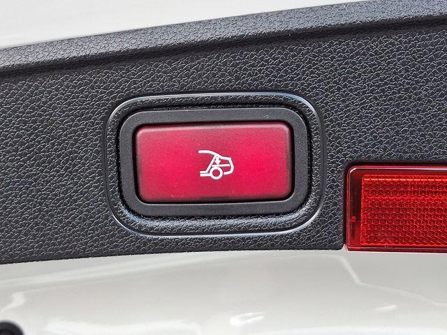 2023 Mercedes-Benz C 300 Vehicle Photo in DANBURY, CT 06810-5034