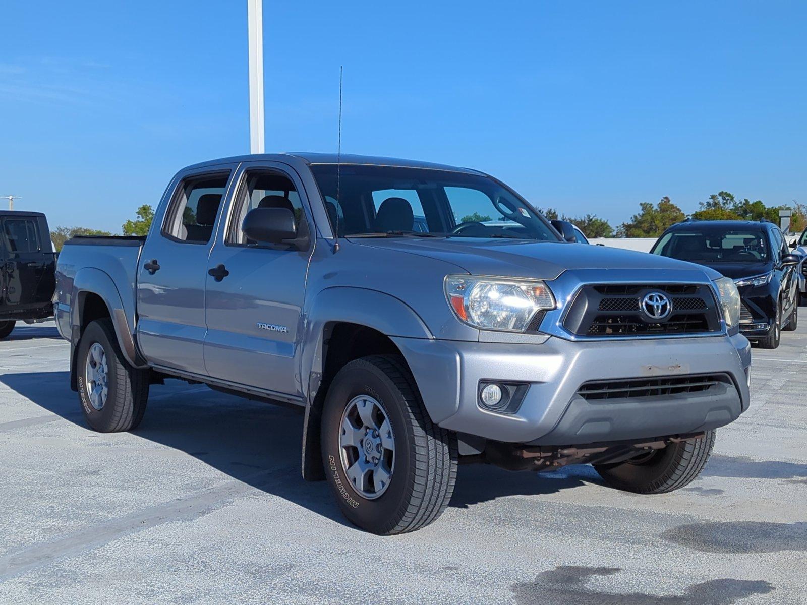 2015 Toyota Tacoma Vehicle Photo in Ft. Myers, FL 33907