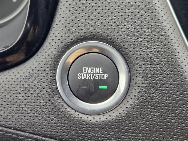 2025 Cadillac XT5 Vehicle Photo in Oklahoma City, OK 73114
