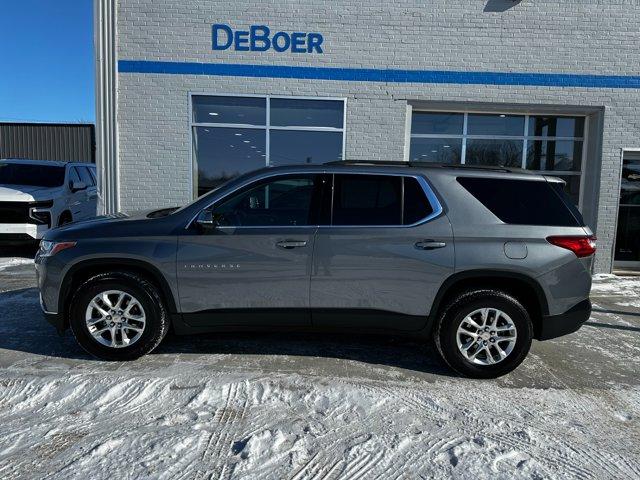 Used 2020 Chevrolet Traverse 1LT with VIN 1GNEVGKWXLJ302841 for sale in Edgerton, Minnesota