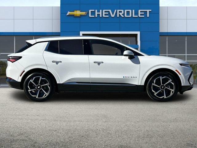 2025 Chevrolet Equinox EV Vehicle Photo in RIVERSIDE, CA 92504-4106