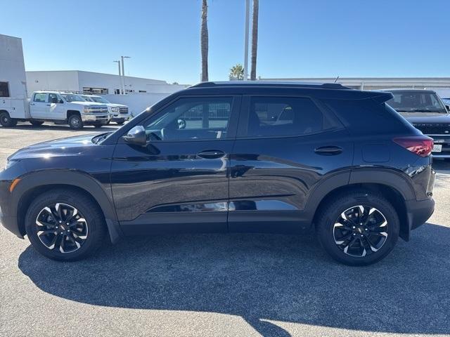 2021 Chevrolet Trailblazer Vehicle Photo in VENTURA, CA 93003-8585