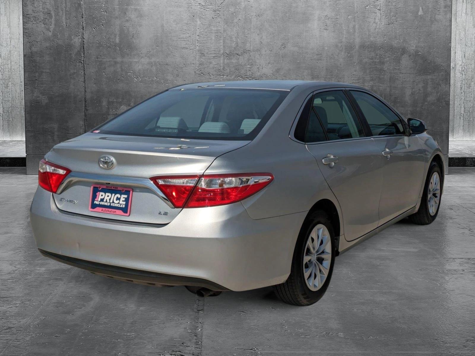 2015 Toyota Camry Vehicle Photo in Rockville, MD 20852