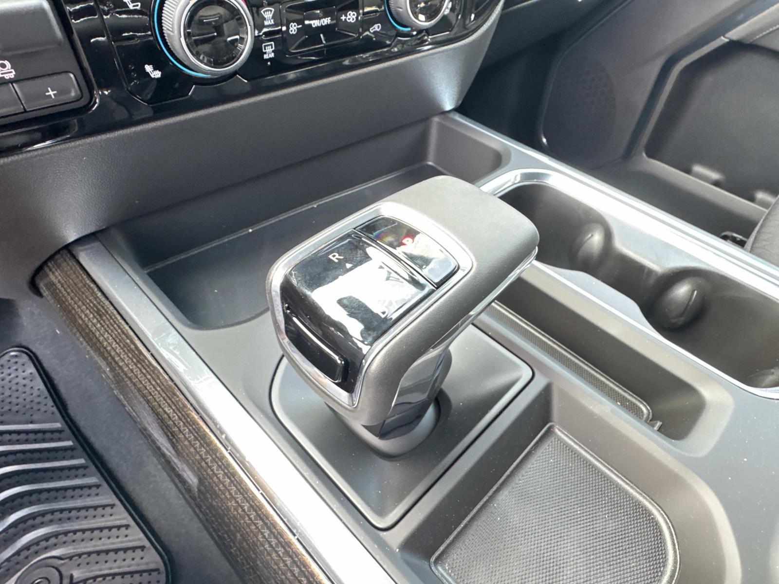 2025 Chevrolet Silverado 1500 Vehicle Photo in LOS ANGELES, CA 90007-3794