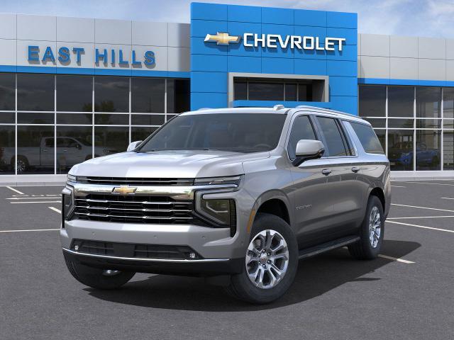 2025 Chevrolet Suburban Vehicle Photo in Roslyn, NY 11576