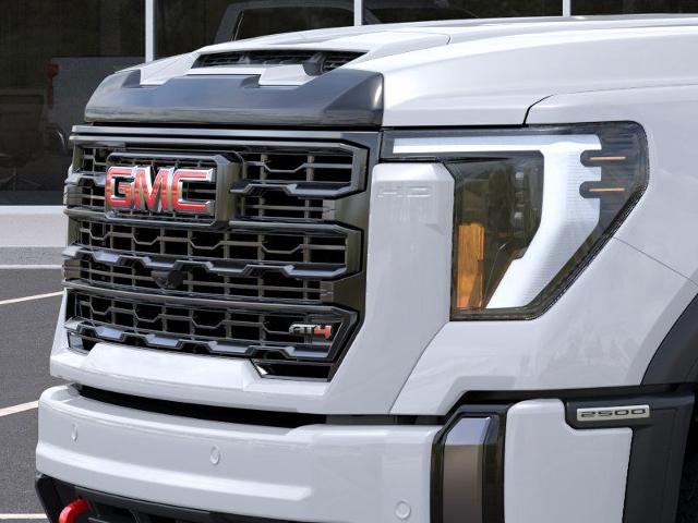 2025 GMC Sierra 2500 HD Vehicle Photo in EMPORIA, VA 23847-1235