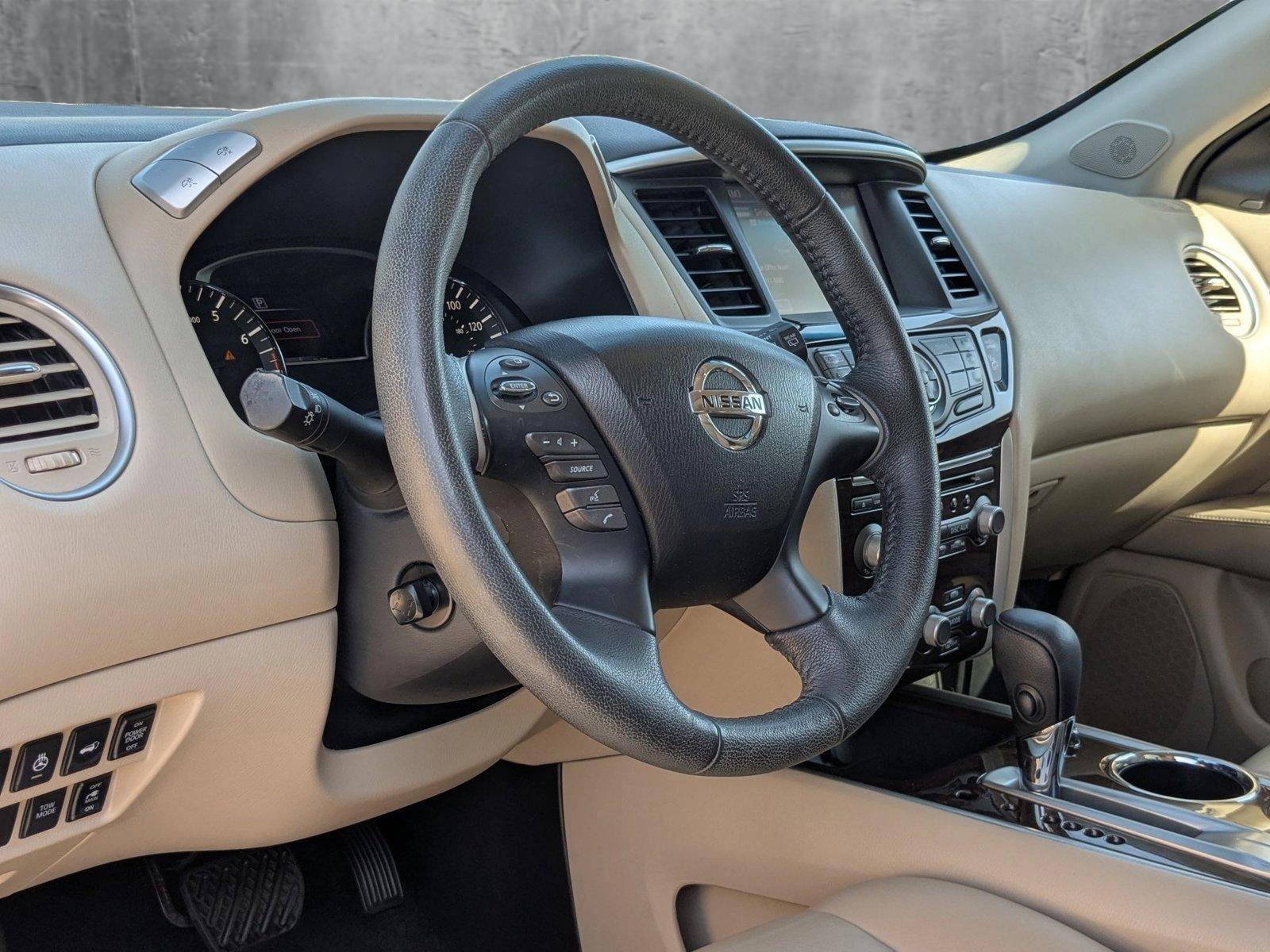 2016 Nissan Pathfinder Vehicle Photo in Clearwater, FL 33765