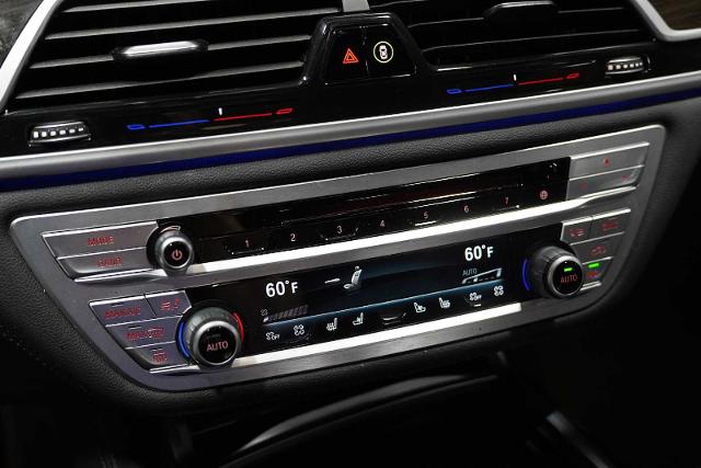 2020 BMW 750i xDrive Vehicle Photo in GRAPEVINE, TX 76051