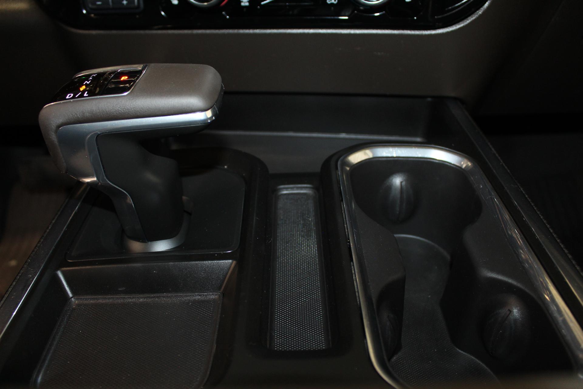 2022 Chevrolet Silverado 1500 Vehicle Photo in NORTHAMPTON, MA 01060-1120