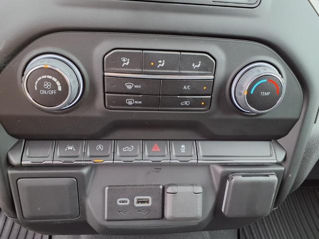2024 Chevrolet Silverado 1500 Vehicle Photo in ROXBORO, NC 27573-6143