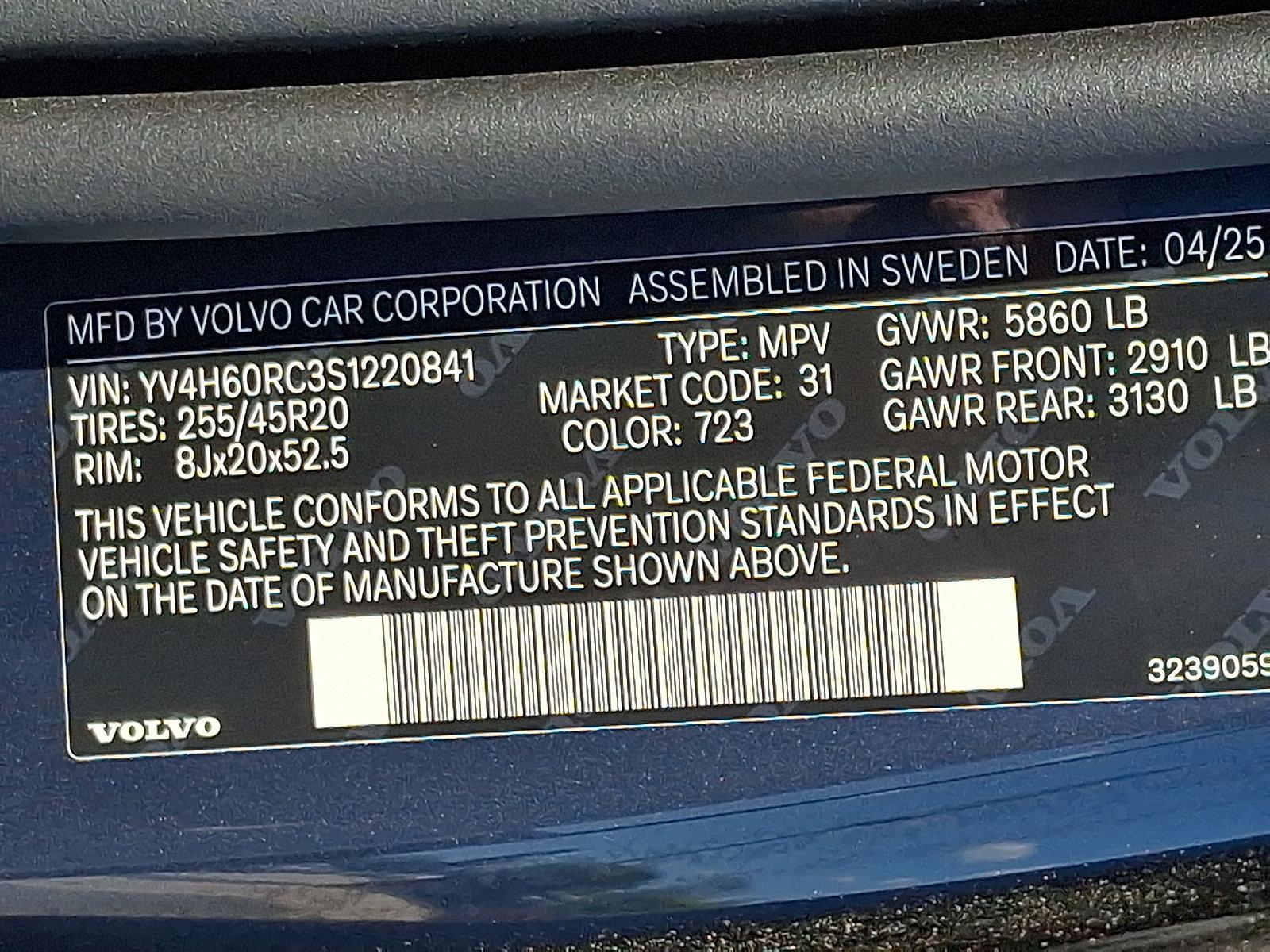 2025 Volvo XC60 Plug-In Hybrid Vehicle Photo in Trevose, PA 19053