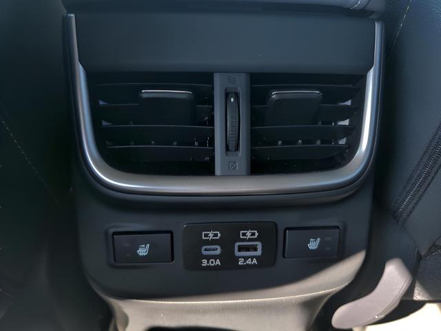 2025 Subaru Outback Vehicle Photo in Green Bay, WI 54304