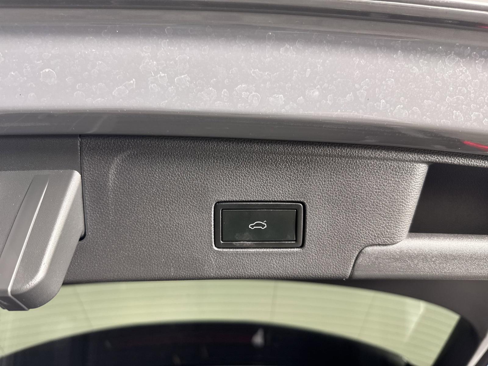 2020 Volkswagen Atlas Cross Sport Vehicle Photo in Georgetown, TX 78626