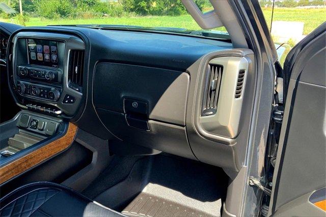 2017 Chevrolet Silverado 1500 Vehicle Photo in TOPEKA, KS 66609-0000