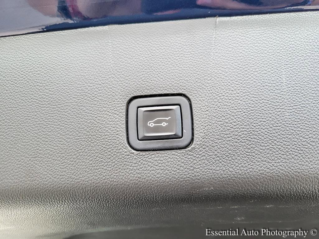 2023 Chevrolet Traverse Vehicle Photo in AURORA, IL 60503-9326