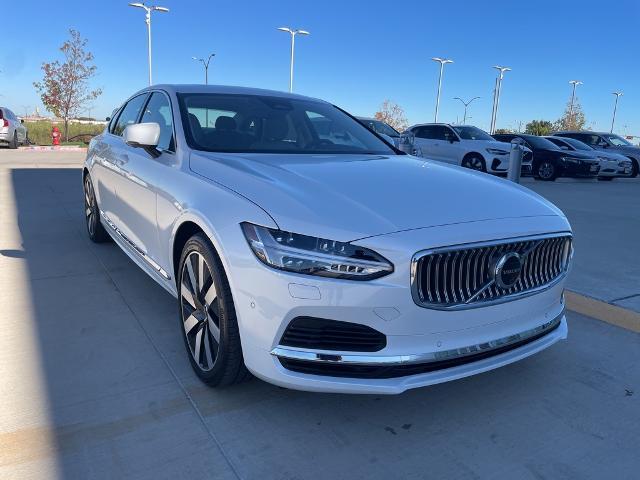 2025 Volvo S90 Plug-In Hybrid Vehicle Photo in Grapevine, TX 76051