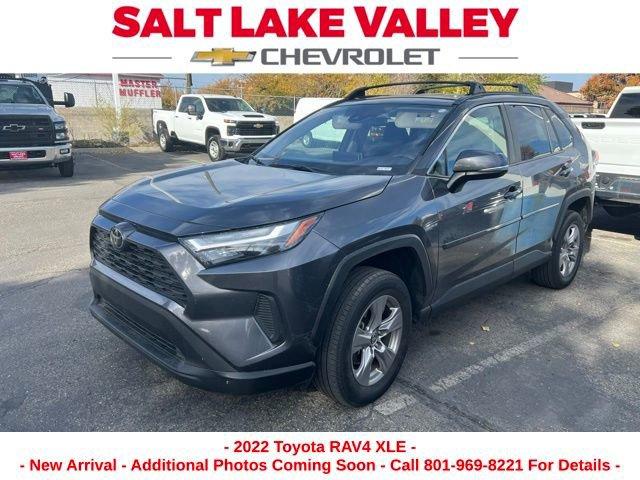 Select 2022 Toyota RAV4