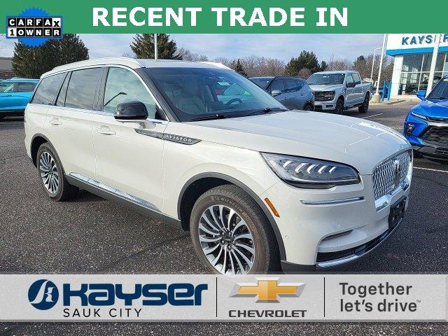 2024 Lincoln Aviator Vehicle Photo in SAUK CITY, WI 53583-1301