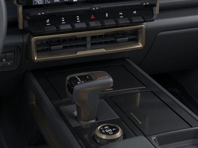 2024 GMC HUMMER EV Pickup Vehicle Photo in DANBURY, CT 06810-5034