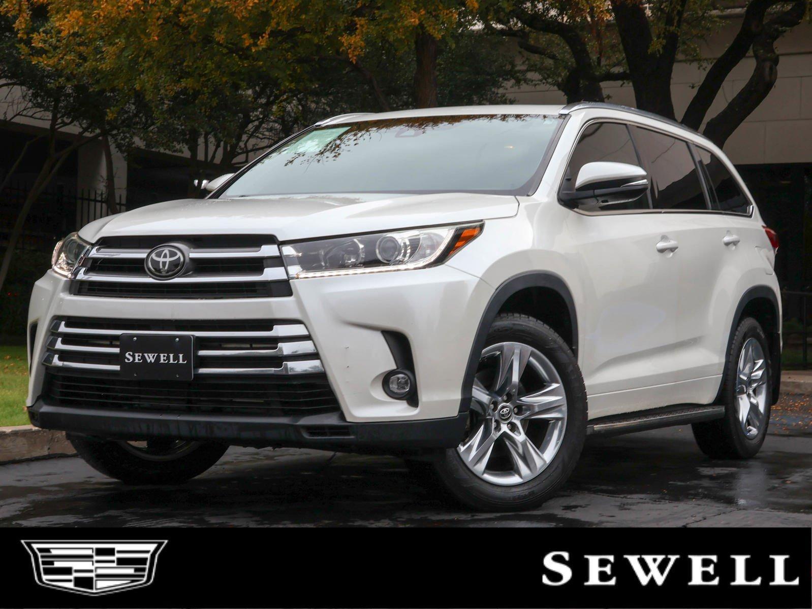 2019 Toyota Highlander Vehicle Photo in DALLAS, TX 75209-3095