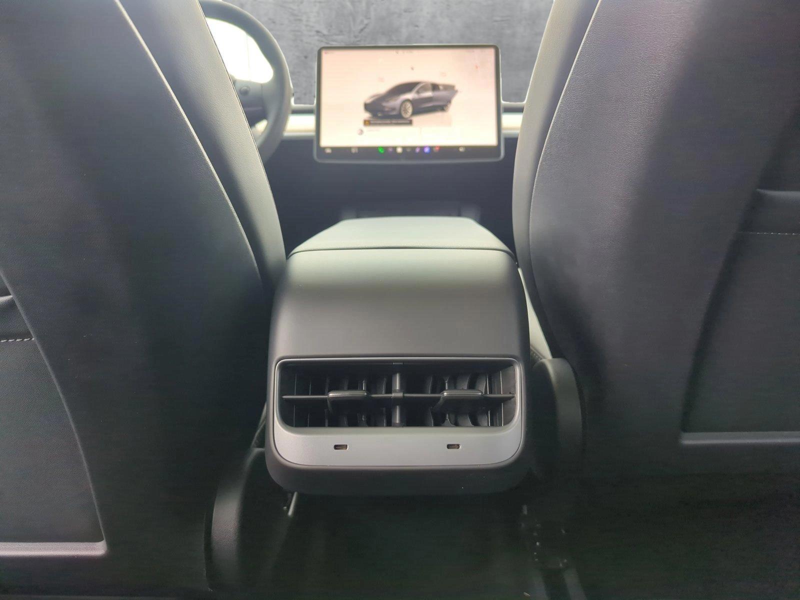 2022 Tesla Model 3 Vehicle Photo in Memphis, TN 38133