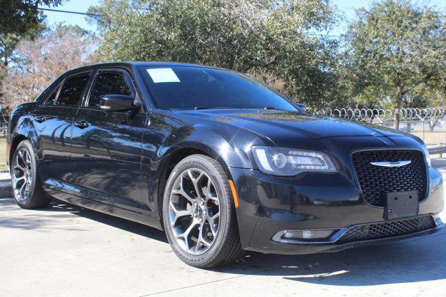 2015 Chrysler 300 Vehicle Photo in HOUSTON, TX 77090