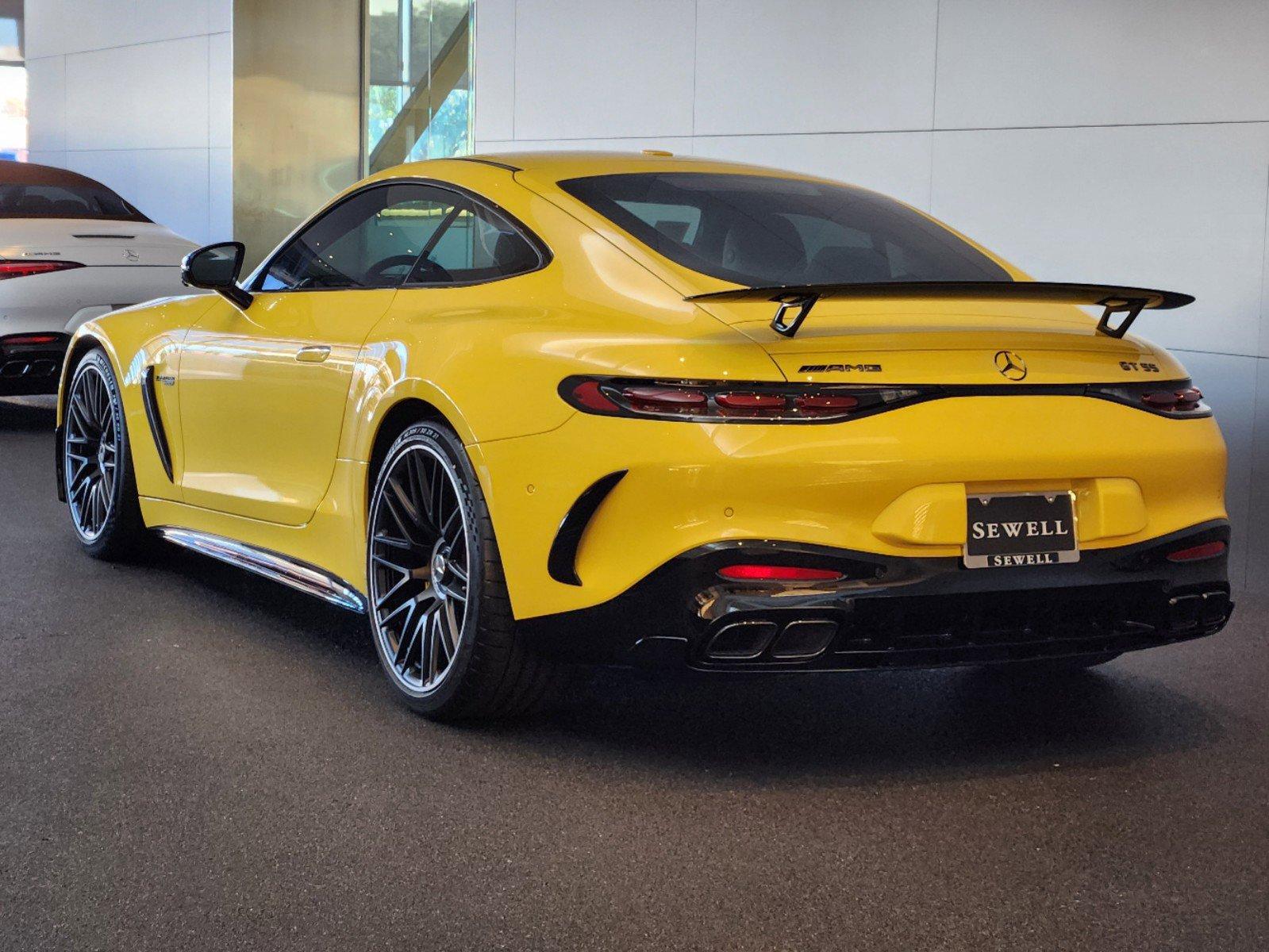 2025 Mercedes-Benz AMG GT Vehicle Photo in HOUSTON, TX 77079