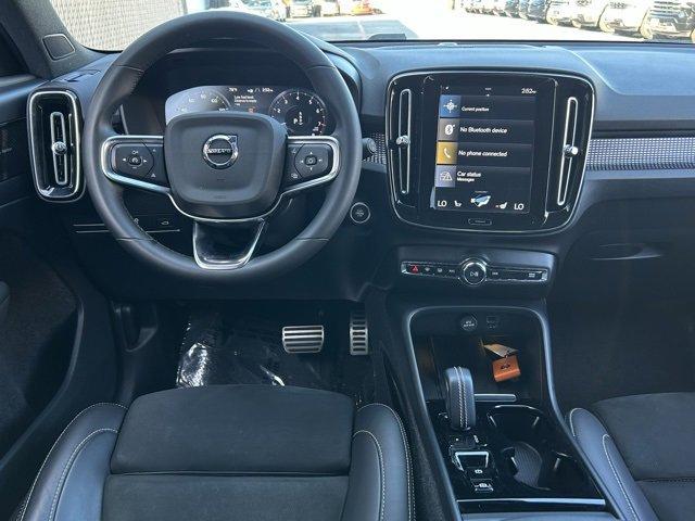 2022 Volvo XC40 Vehicle Photo in DALLAS, TX 75244-5909