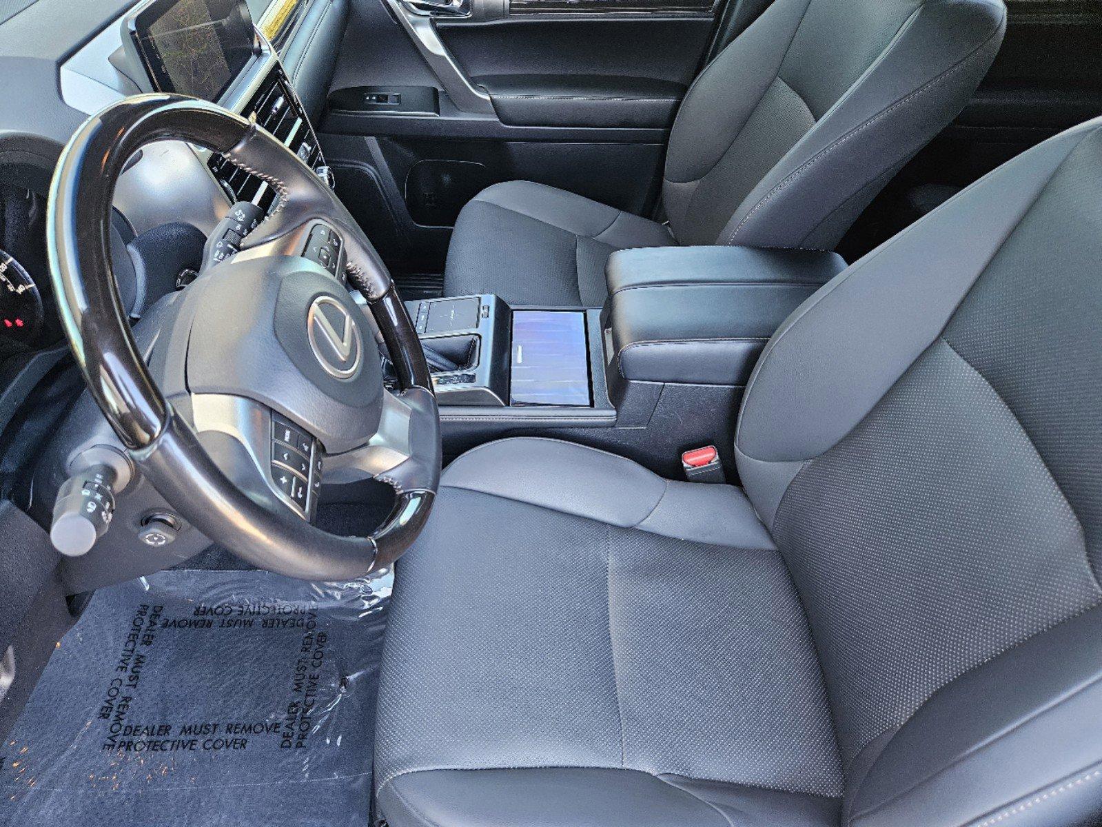 2023 Lexus GX 460 Vehicle Photo in FORT WORTH, TX 76132