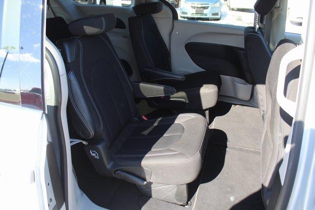 2022 Chrysler Voyager Vehicle Photo in SAINT CLAIRSVILLE, OH 43950-8512