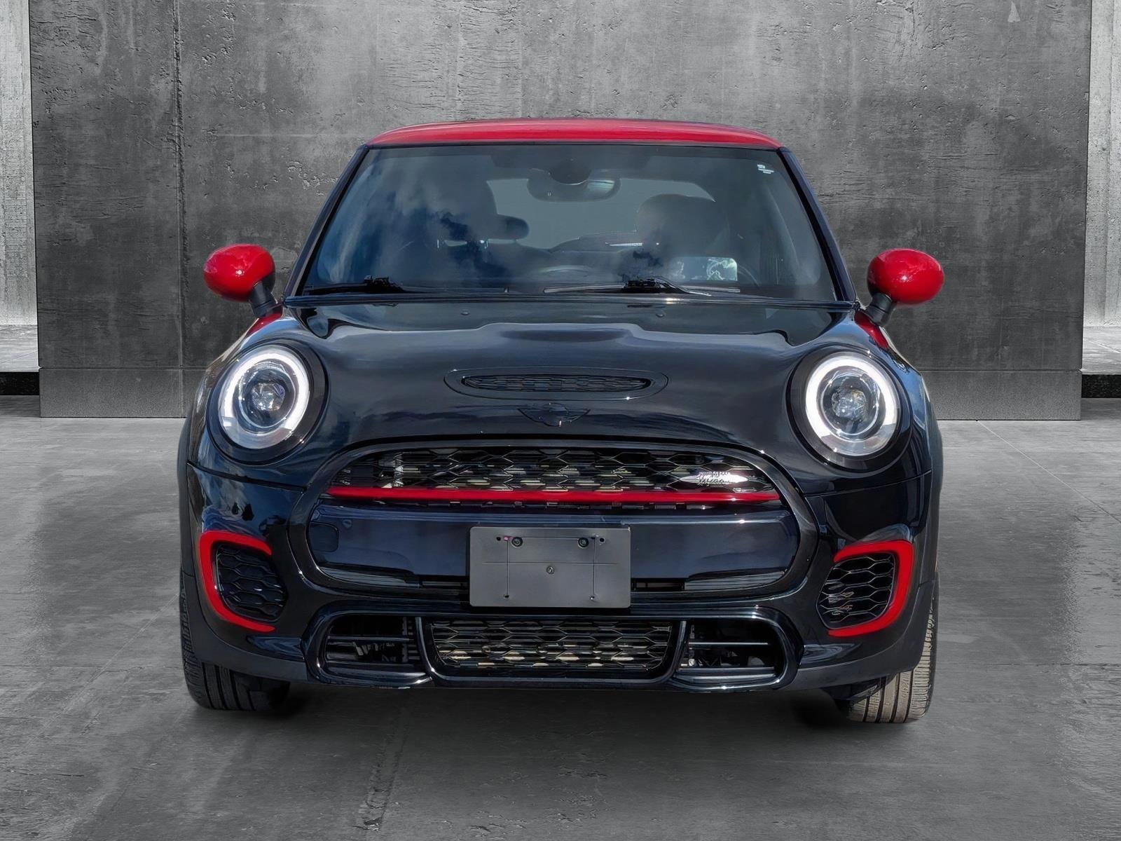 2017 MINI John Cooper Works Hardtop Vehicle Photo in Spokane Valley, WA 99206