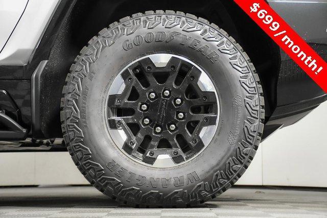 2024 GMC HUMMER EV SUV Vehicle Photo in PUYALLUP, WA 98371-4149