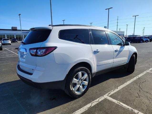 2017 Chevrolet Traverse Vehicle Photo in GREEN BAY, WI 54304-5303