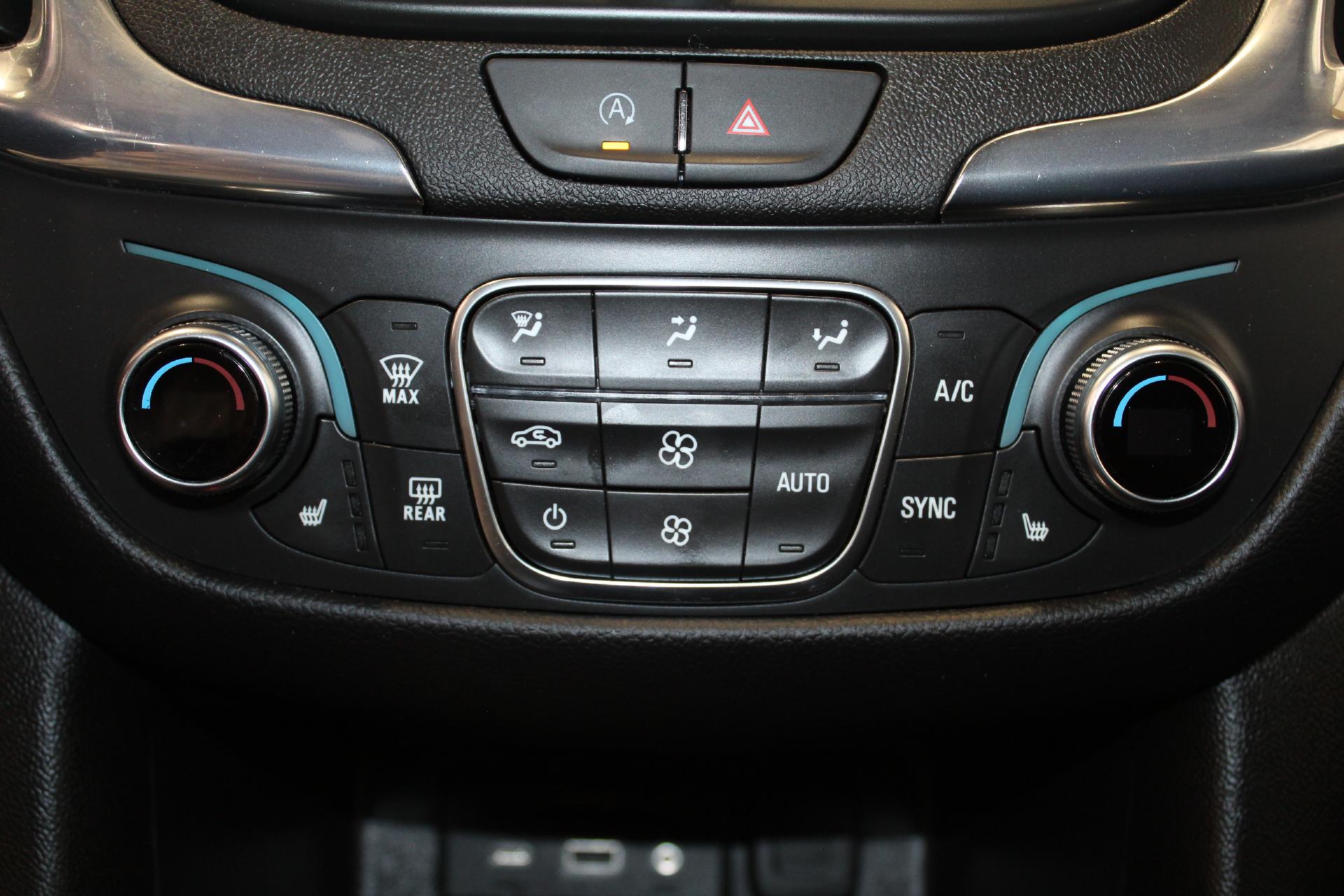 2023 Chevrolet Equinox Vehicle Photo in NORTHAMPTON, MA 01060-1120
