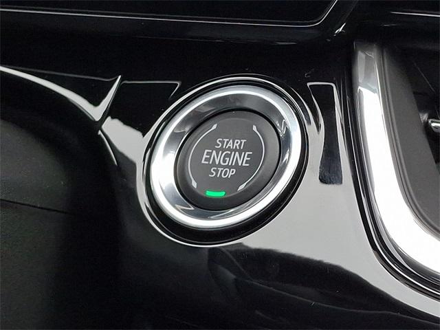 2025 Chevrolet Trax Vehicle Photo in LEWES, DE 19958-4935
