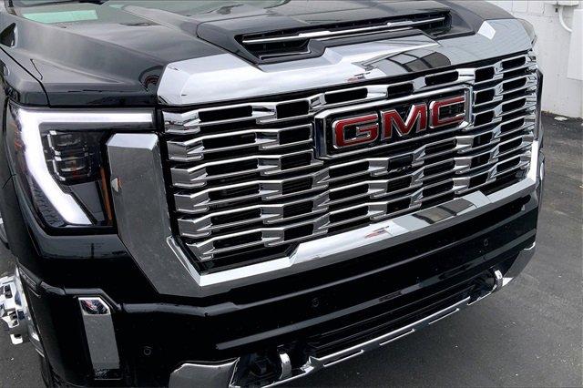 2025 GMC Sierra 3500 HD Vehicle Photo in INDEPENDENCE, MO 64055-1377