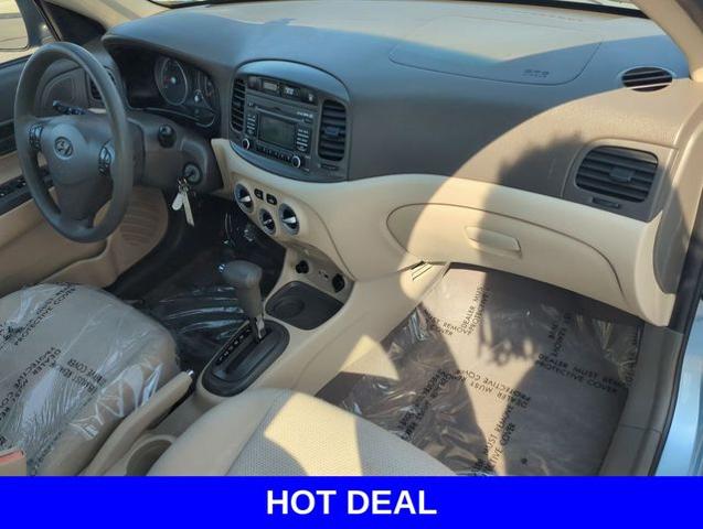 2011 Hyundai ACCENT Vehicle Photo in Merrillville, IN 46410