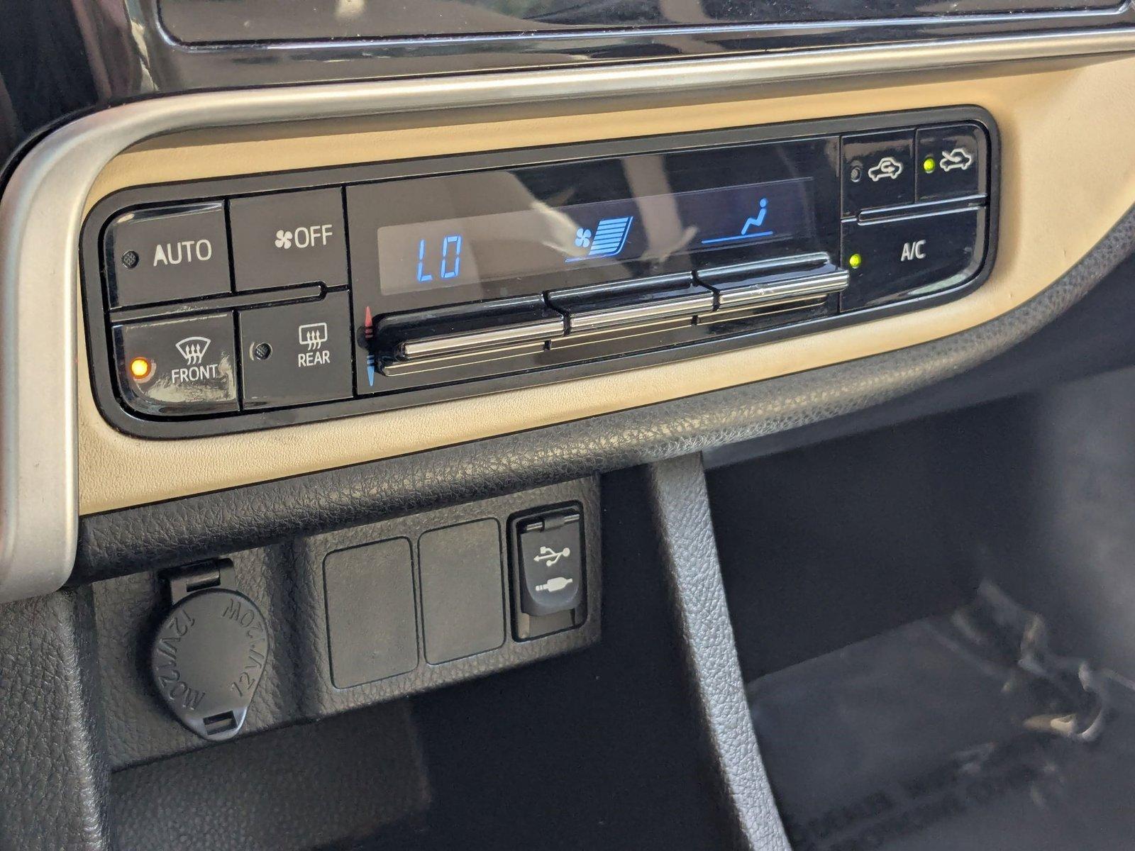 2019 Toyota Corolla Vehicle Photo in Clearwater, FL 33764