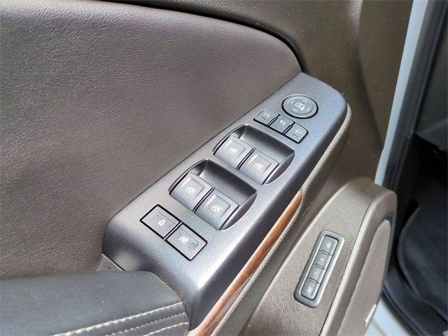 2020 Chevrolet Suburban Vehicle Photo in PASADENA, CA 91107-3803