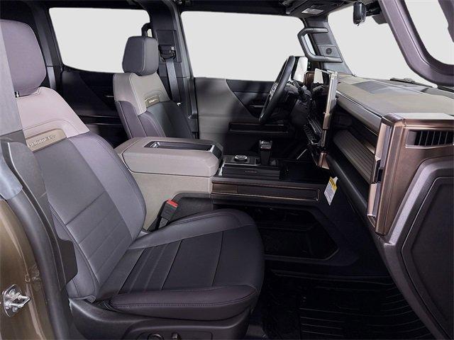2025 GMC HUMMER EV SUV Vehicle Photo in PUYALLUP, WA 98371-4149