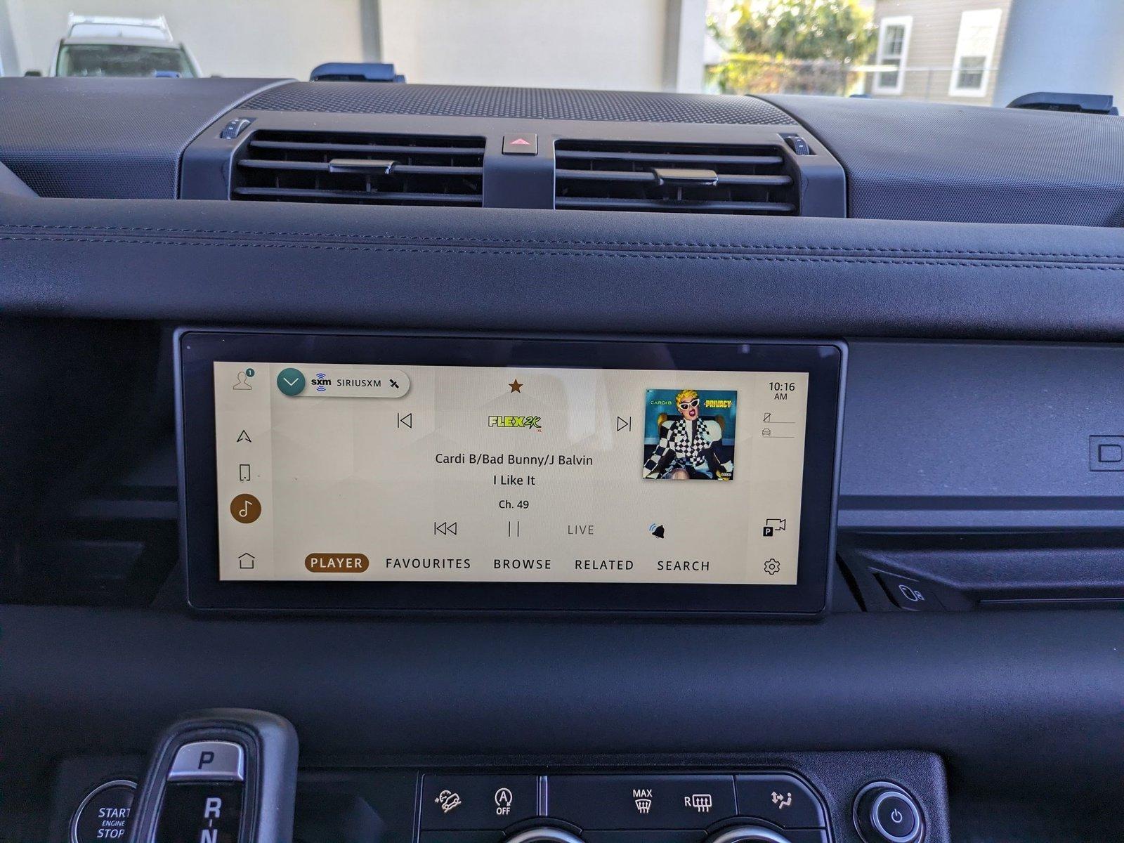 2024 Land Rover Defender Vehicle Photo in Tampa, FL 33614