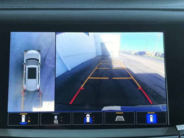 2024 Cadillac XT6 Vehicle Photo in GREEN BAY, WI 54303-3330