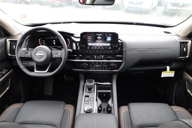 2025 Nissan Pathfinder Vehicle Photo in Hazelwood, MO 63042